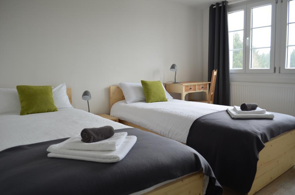 Hotel "Cafe Verkehrt" - Wellcome Motorbiker, Berufsleute Und Reisende Im Schwarzwald Oberhof  Værelse billede